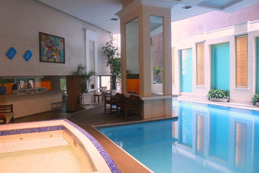 Discovery Suites Manila, Philippines Pasig City Exterior photo