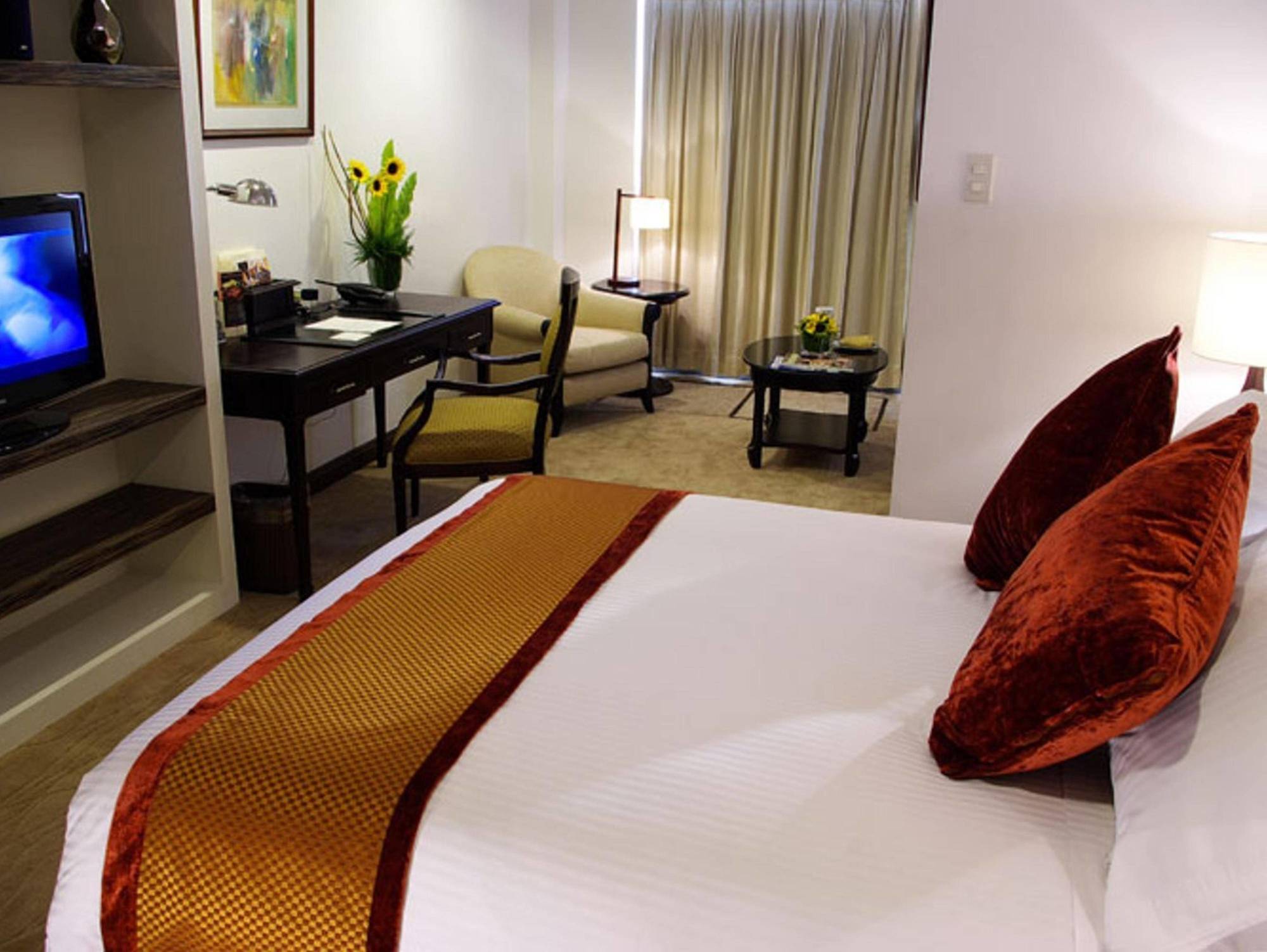 Discovery Suites Manila, Philippines Pasig City Exterior photo
